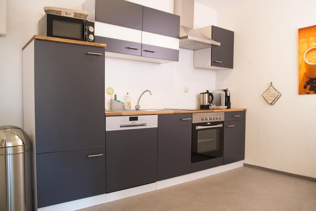 Stadt-Hotel Loerrach Gbr Екстериор снимка
